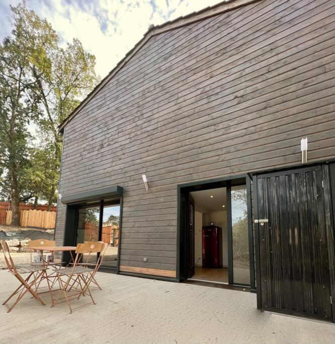 Le Petit Coin Du Fau Apartment Montauban Exterior photo